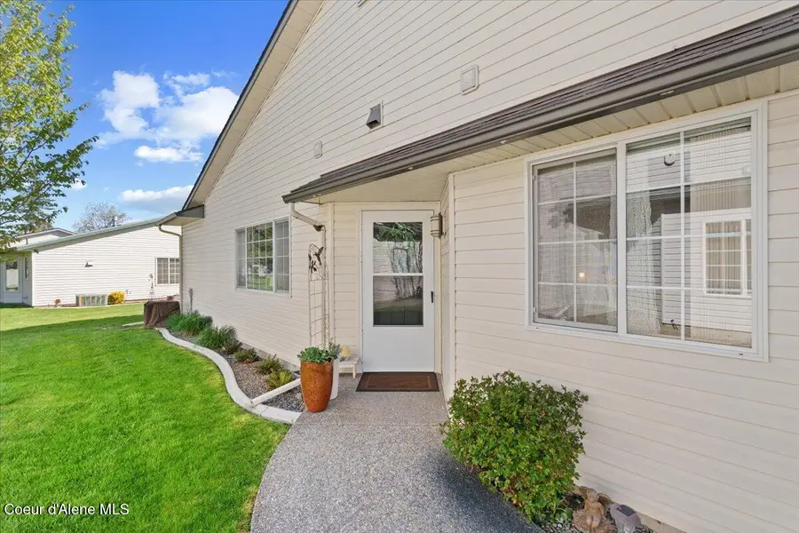 505 E Whitewater LN, Post Falls, ID 83854 - #3