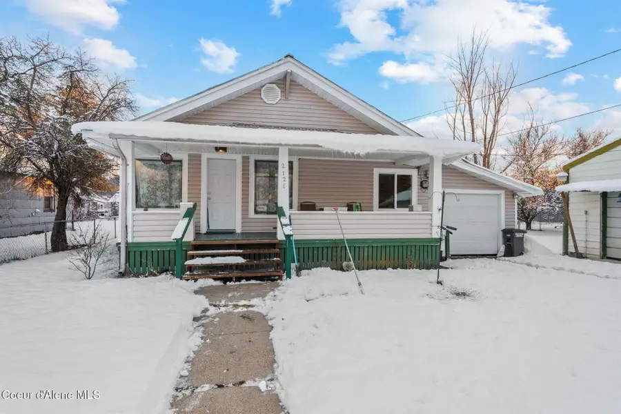 212 E Lincoln AVE, Priest River, ID 83856 - Image #2