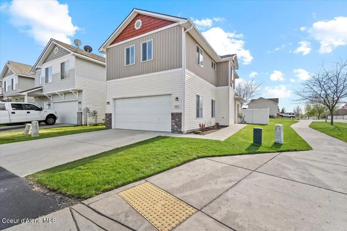 7919 N Holyoke LOOP, Coeur Dalene, ID 83815 - #1