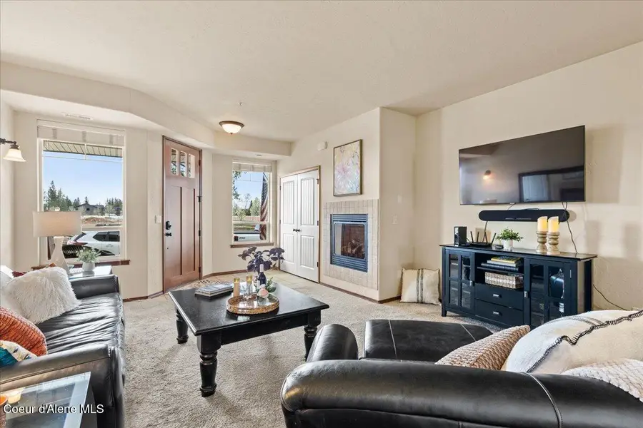 755 Icefall DR #APT 104, Hayden, ID 83835 - #3