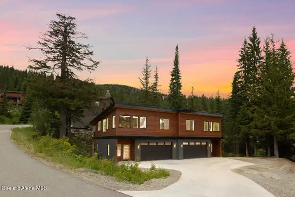 65 Avalanche Rd, Sandpoint, ID 83864