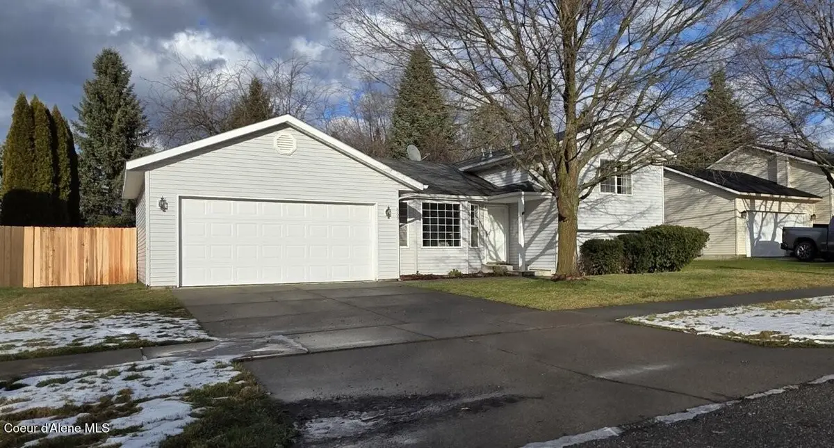 869 W Mustang AVE, Hayden, ID 83835 - Image #1