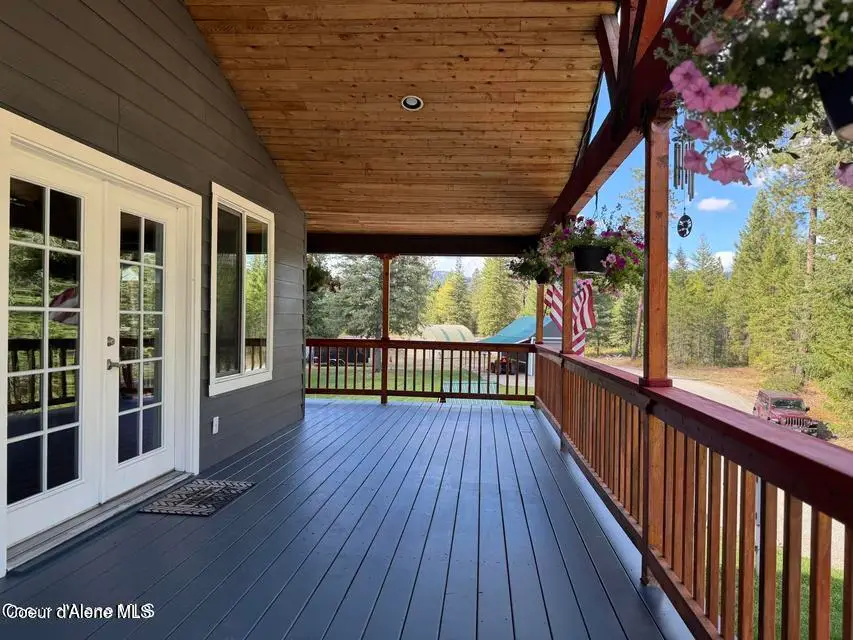 4058 W Seasons RD, Rathdrum, ID 83858 - #2