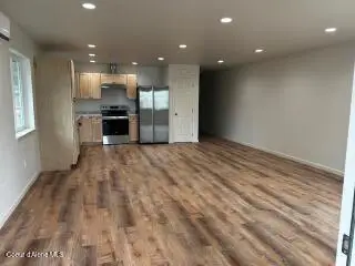 368 Harriet ST, Priest River, ID 83856 - #2