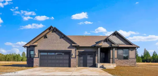 8853 BEDWELL ST, Rathdrum, ID 83858