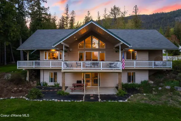 244 Leisure Ln, Sandpoint, ID 83864