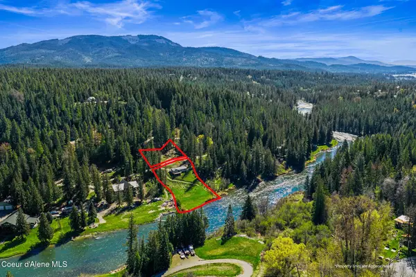 792 Dirks Rd, Priest River, ID 83856