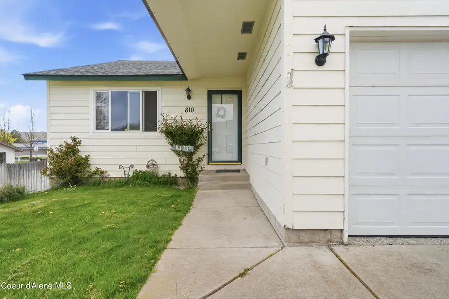 810 E Trinity CT, Coeur Dalene, ID 83815 - #2