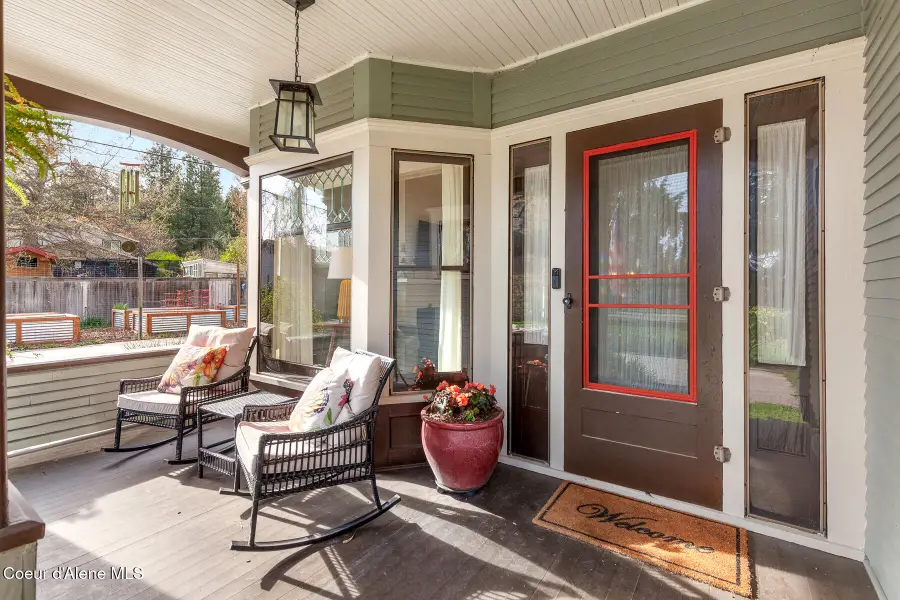 1040 N 23rd St, Coeur Dalene, ID 83814 - #3