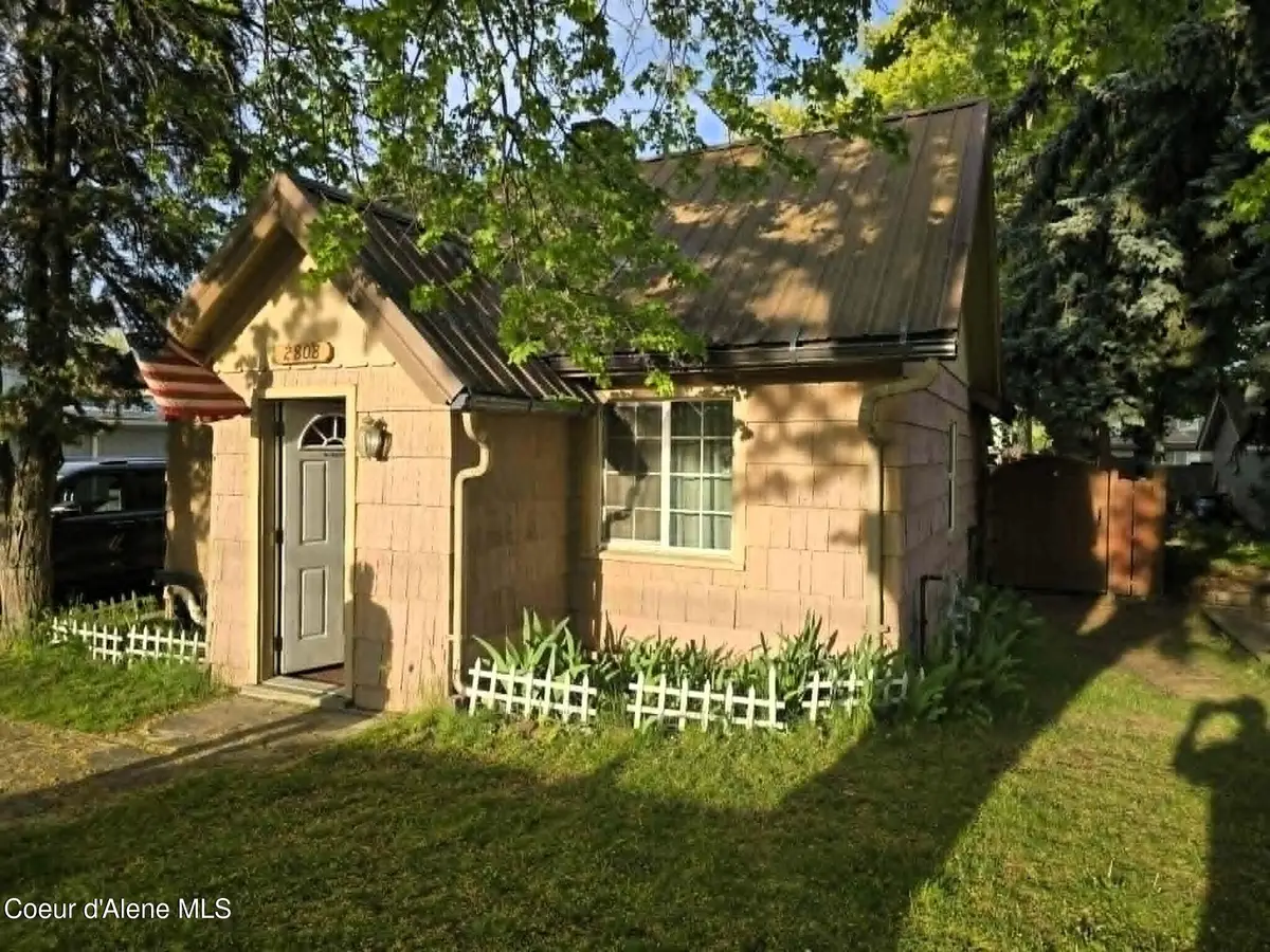 2808 N 11th ST, Coeur Dalene, ID 83815 - #1