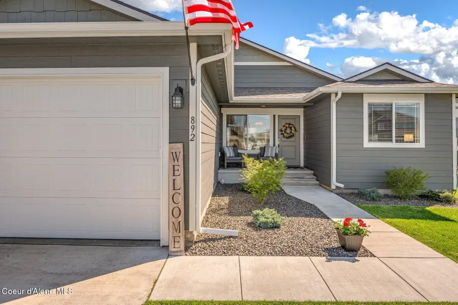 892 E Allenby Ct, Post Falls, ID 83854 - #3