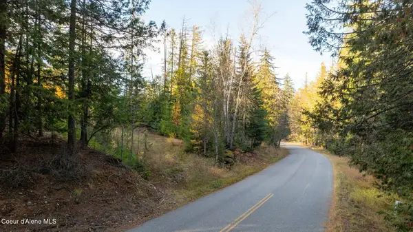 9816 Bottle Bay RD, Sagle, ID 83860