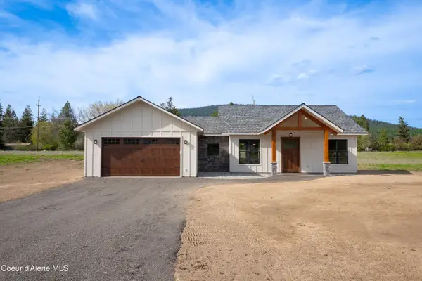 167 Airstrip RD, Moyie Springs, ID 83845