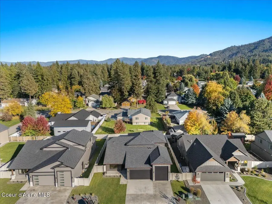 9345 N Secretariat LN, Hayden, ID 83835 - #2