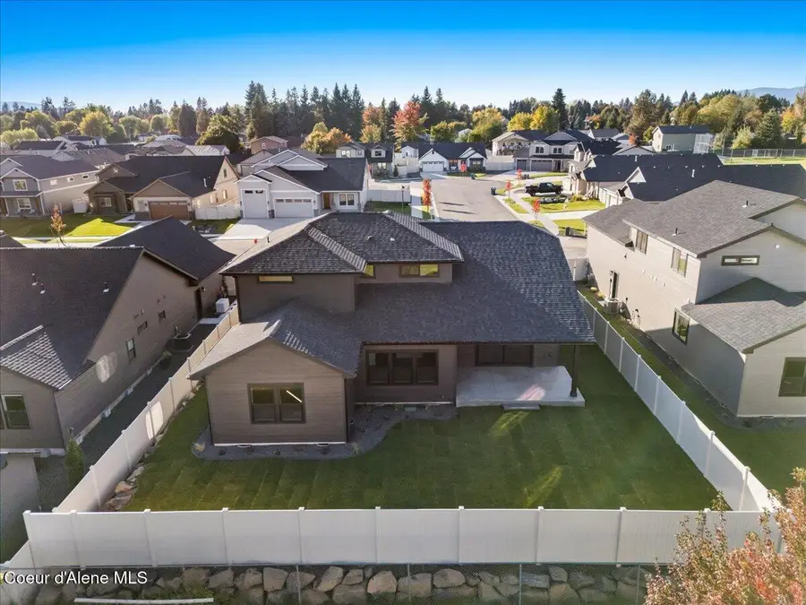 9345 N Secretariat LN, Hayden, ID 83835 - #3