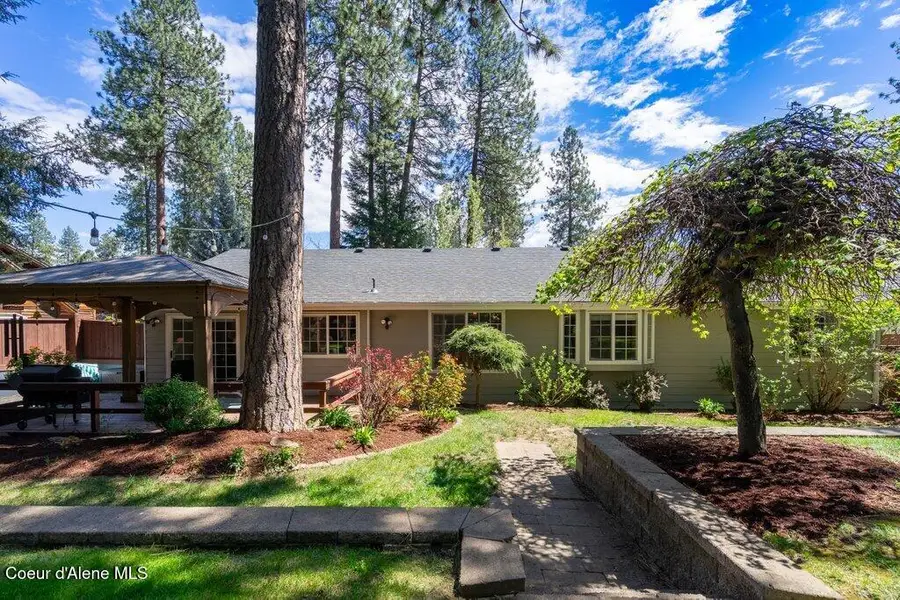 602 S Riverside Harbor DR, Post Falls, ID 83854 - #2