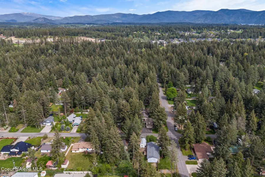 109 E Alvis RD, Hayden, ID 83835 - #3