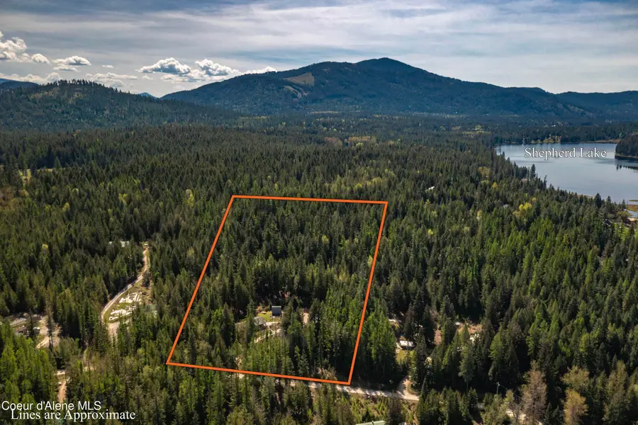 202 W Fry Creek RD, Sagle, ID 83860 - #2