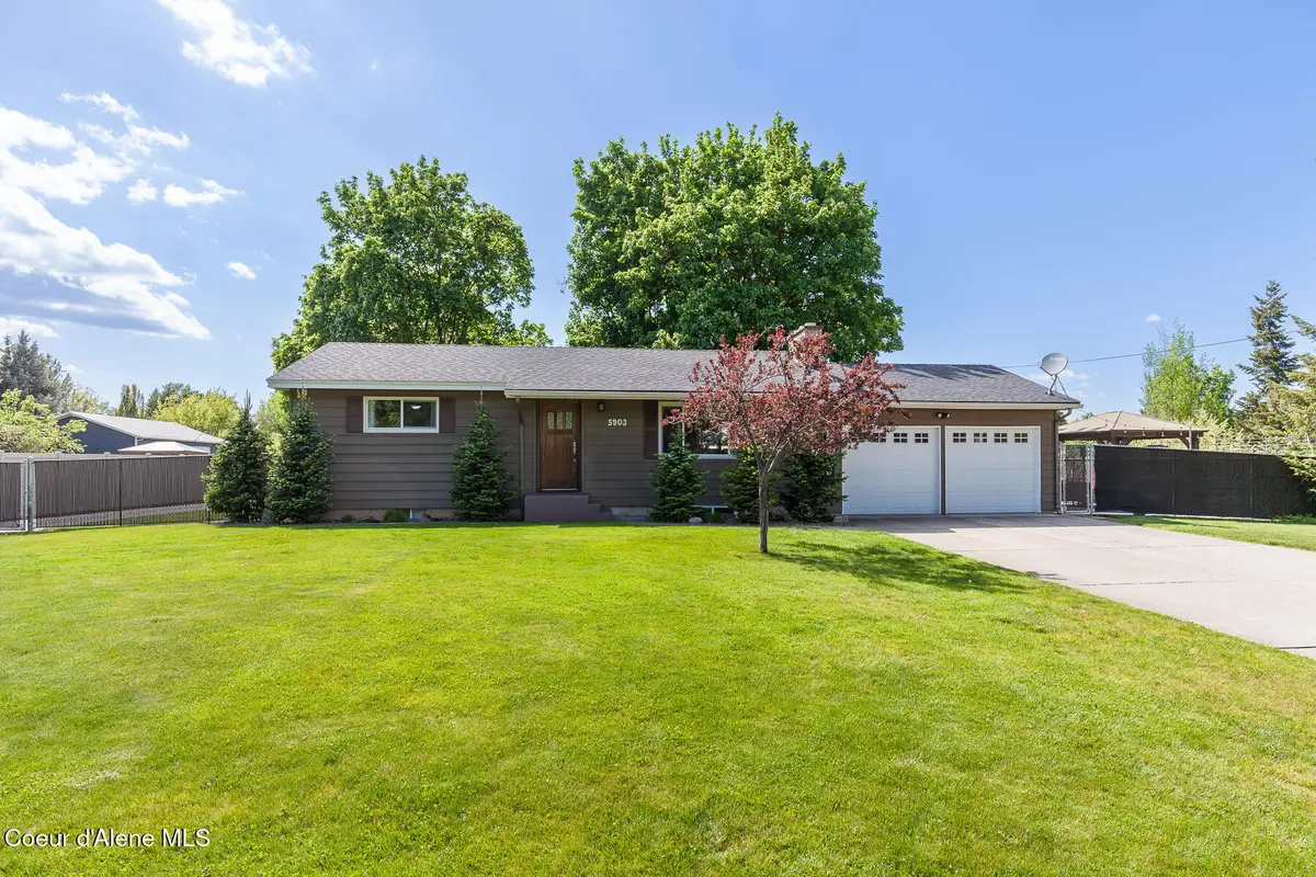 5903 N Davenport St, Dalton Gardens, ID 83815 - #1