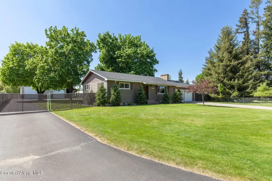 5903 N Davenport St, Dalton Gardens, ID 83815 - #2
