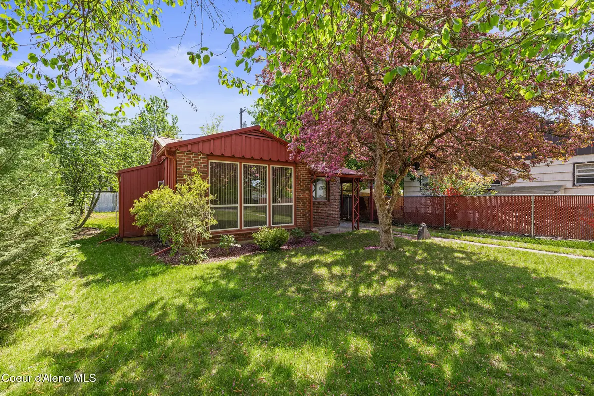 1004 N C ST, Coeur Dalene, ID 83814 - #1