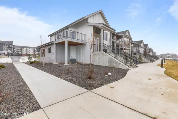 930 E Railroad AVE, Post Falls, ID 83854