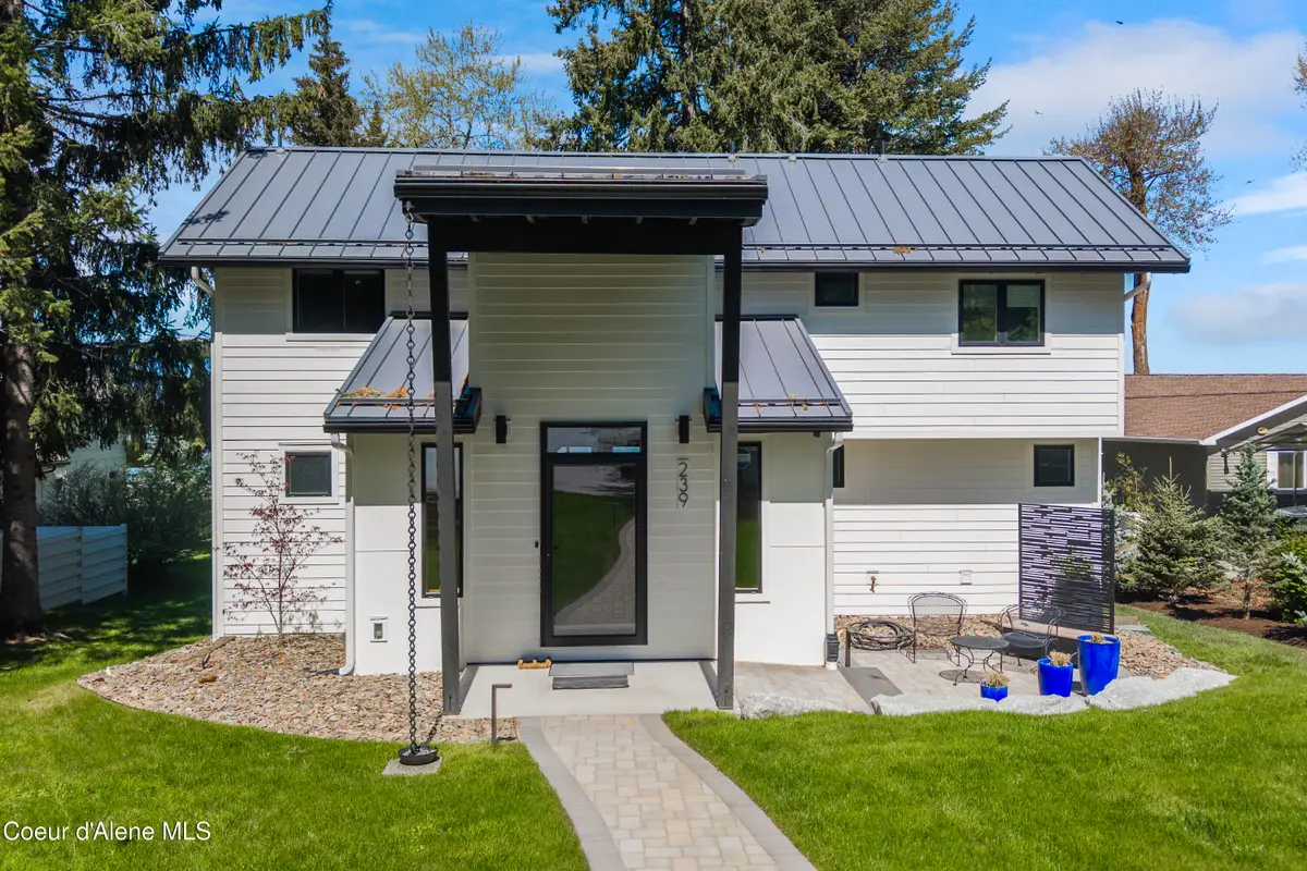 239 Pierce LN, Sagle, ID 83860 - #1