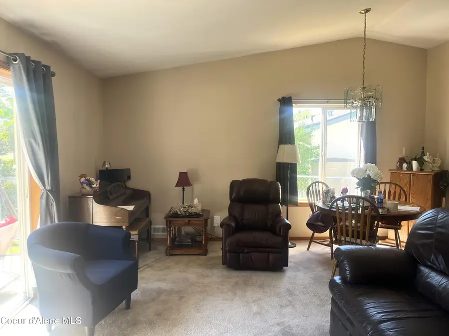 1702 N Summer Rose ST, Post Falls, ID 83854 - #3