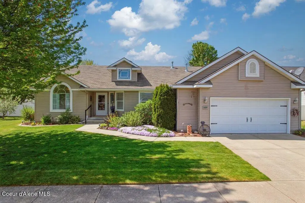 8297 N Ainsworth Dr, Hayden, ID 83835 - #1