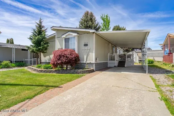 1624 W Dartmouth Cir, Coeur d'Alene, ID 83815