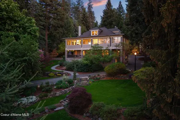 1122 E 20th Ave, Spokane, WA 99203