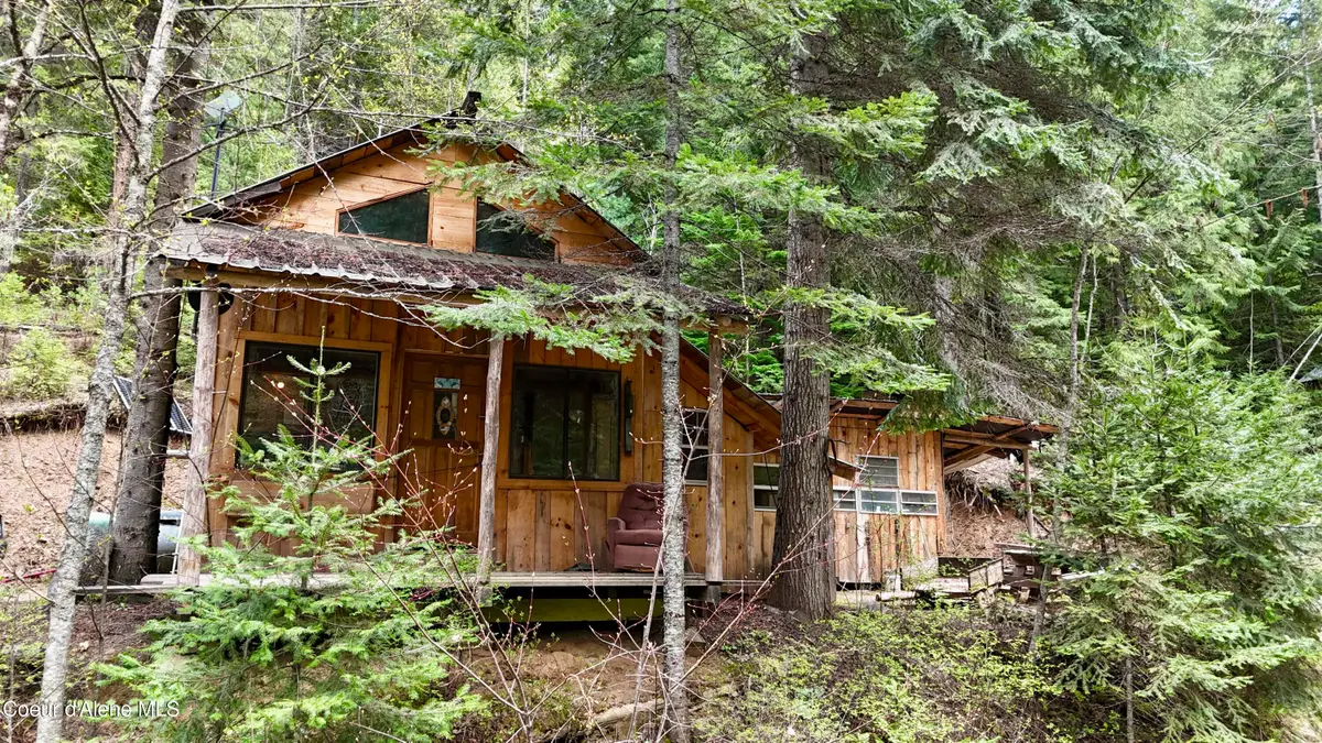 1546 Pup Paw TRL, Priest River, ID 83856 - #1