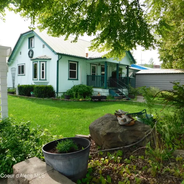 81 Cedar ST, Priest River, ID 83856