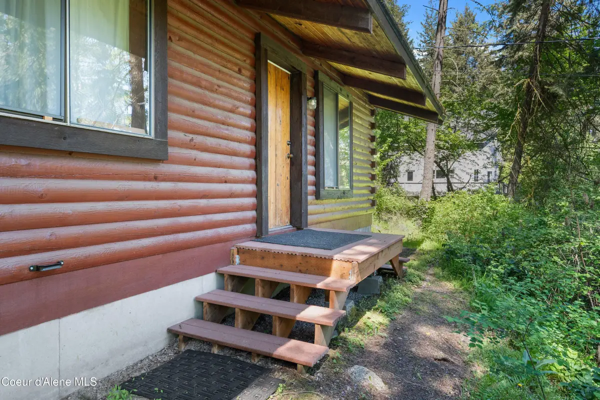 906 S Canal ST, Coeur Dalene, ID 83814 - #1