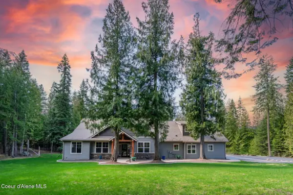 3102 W Mack LN, Rathdrum, ID 83858