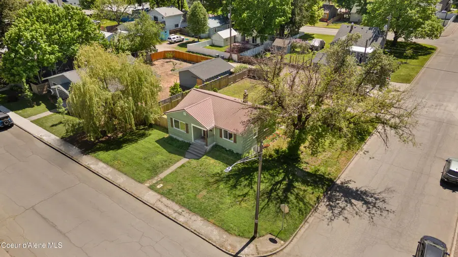 1002 E Montana Ave, Coeur Dalene, ID 83814 - #3