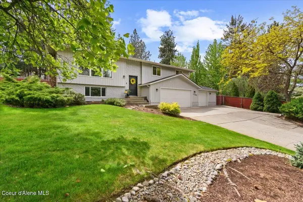 2388 E Lookout DR, Coeur d'Alene, ID 83815