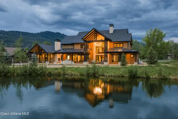 12 Alpenrose LN, Sandpoint, ID 83864