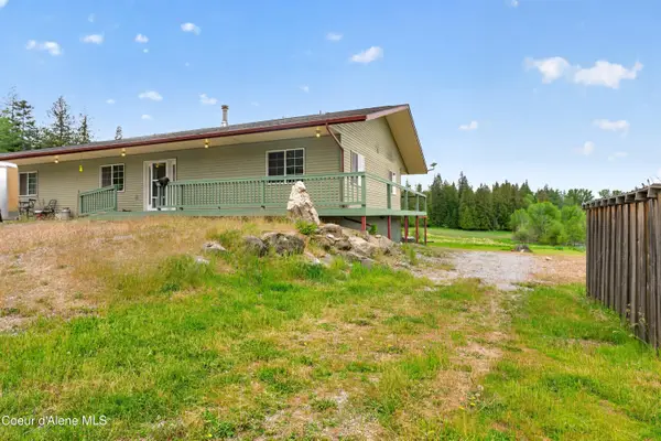 1025 Old Priest River RD, Priest River, ID 83856