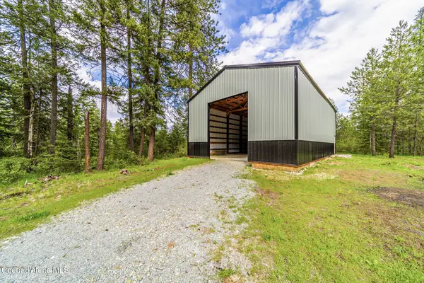 65 Cougar Ridge LN, Priest River, ID 83856