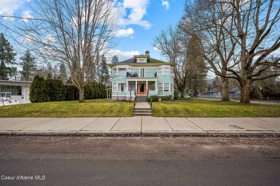 1006 E Sherman Ave, Coeur Dalene, ID 83814 - Image #3