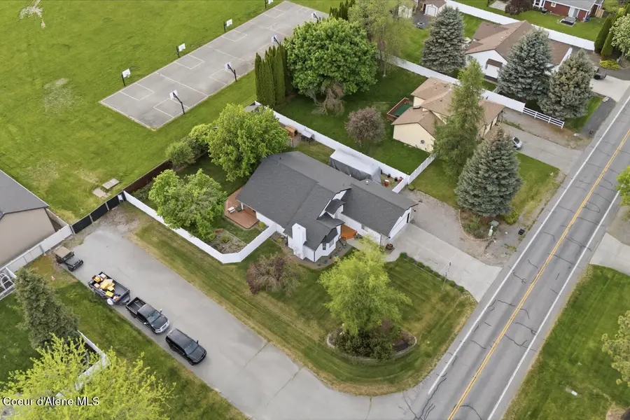 9353 N Finucane Dr, Hayden, ID 83835 - #2