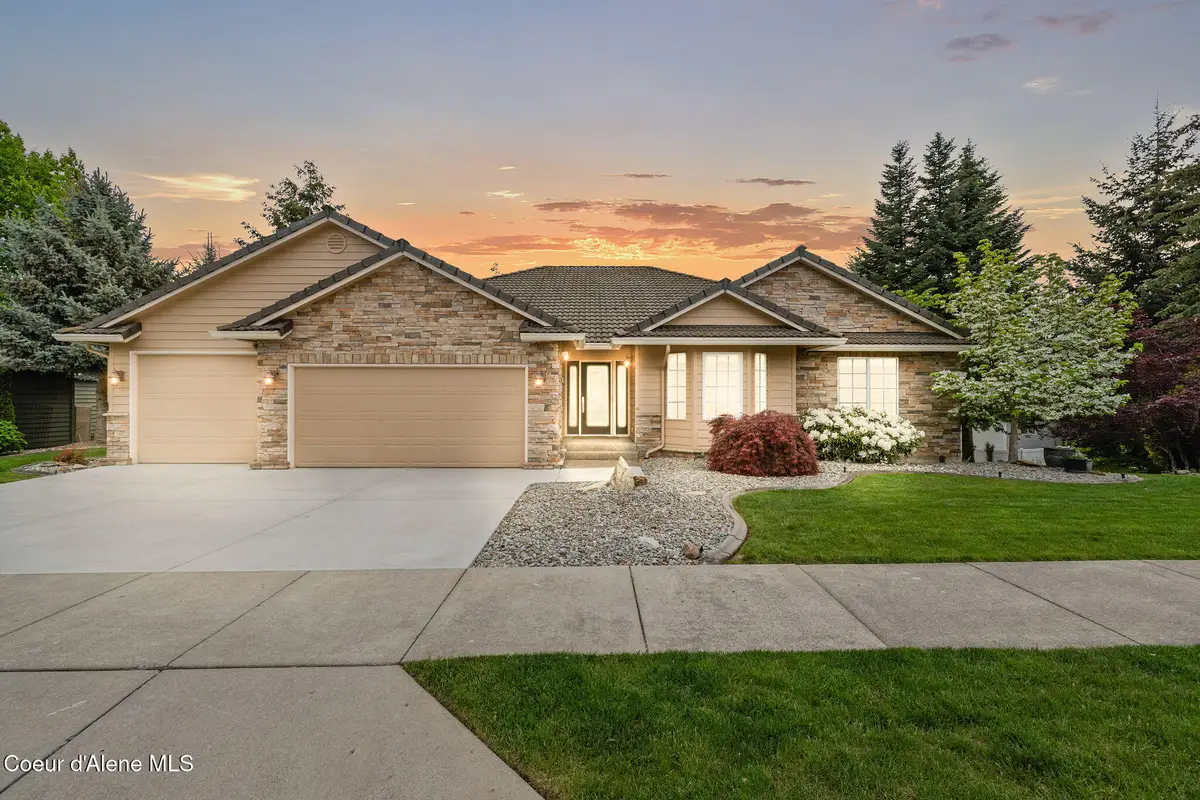 5040 E Inverness DR, Post Falls, ID 83854 - #1