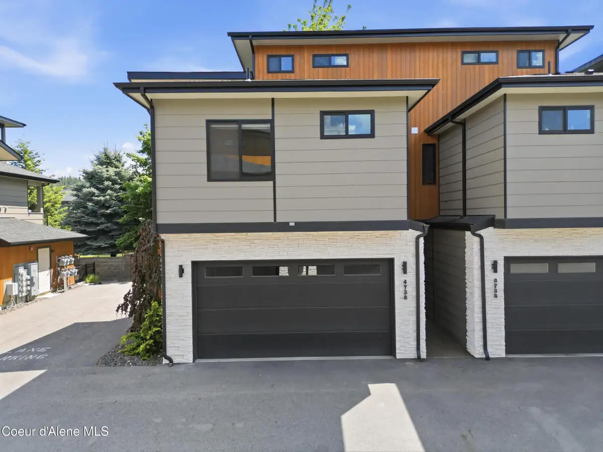 4738 W Kona Dr, Coeur D Alene, ID 83814 - #1