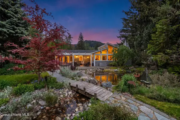 207 Birch Banks Road, Sagle, ID 83860