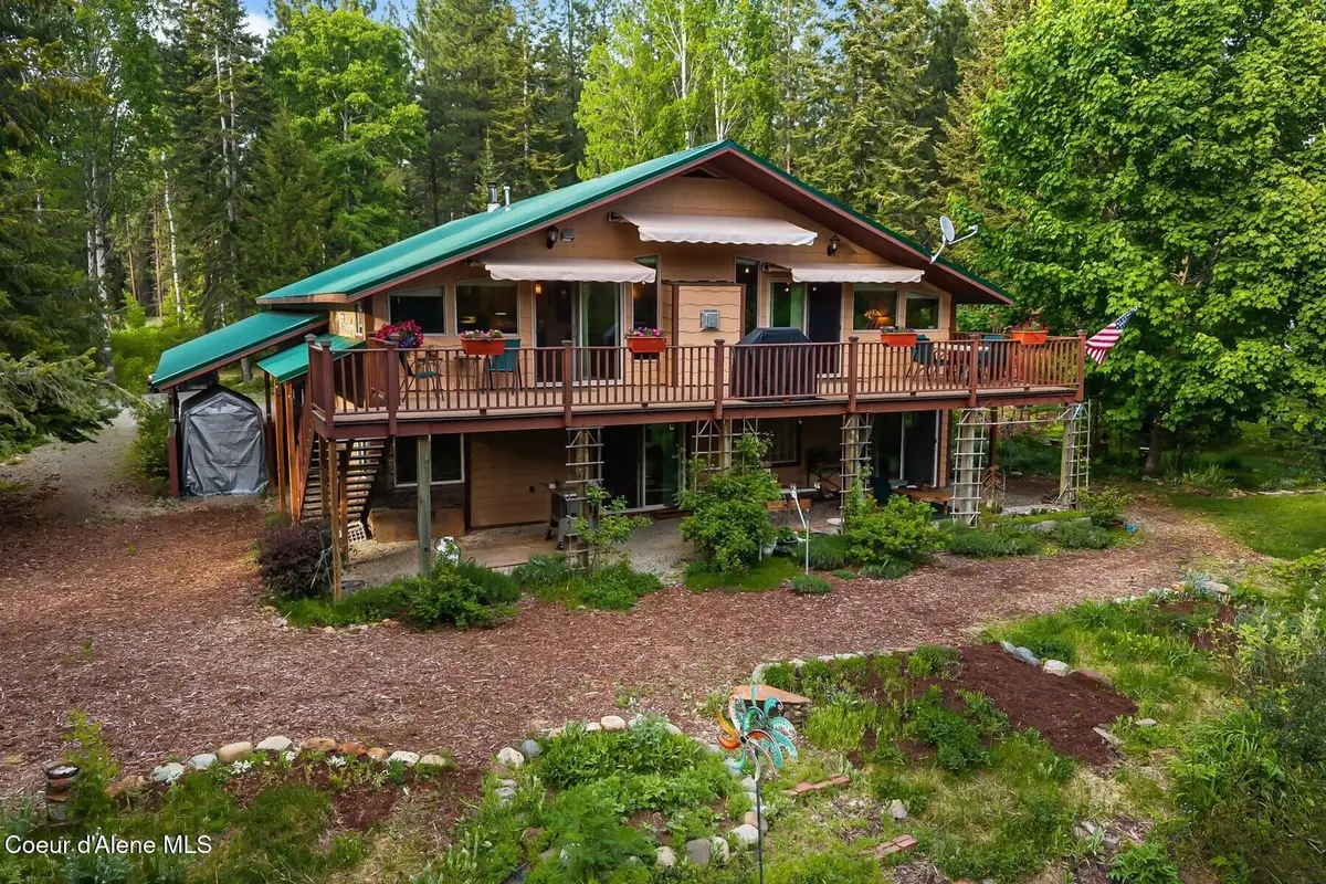 446 Hummingbird Dr, Sandpoint, ID 83864 - #1