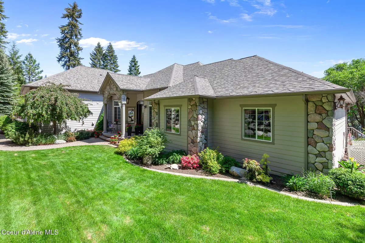 555 W Harbor View DR, Coeur Dalene, ID 83814 - #1