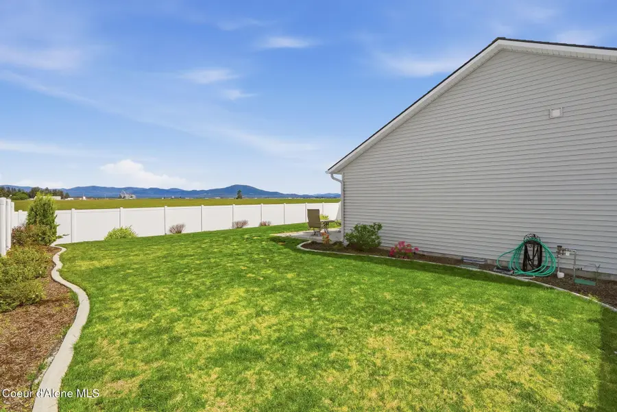 12704 N CAVANAUGH DR, Rathdrum, ID 83858 - #3