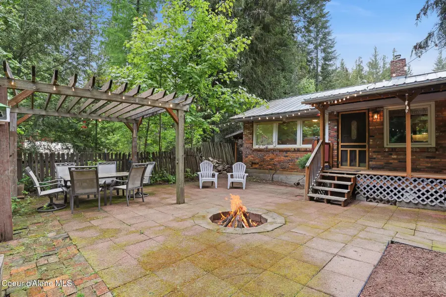 8993 W Twin Lakes RD, Rathdrum, ID 83858 - #2