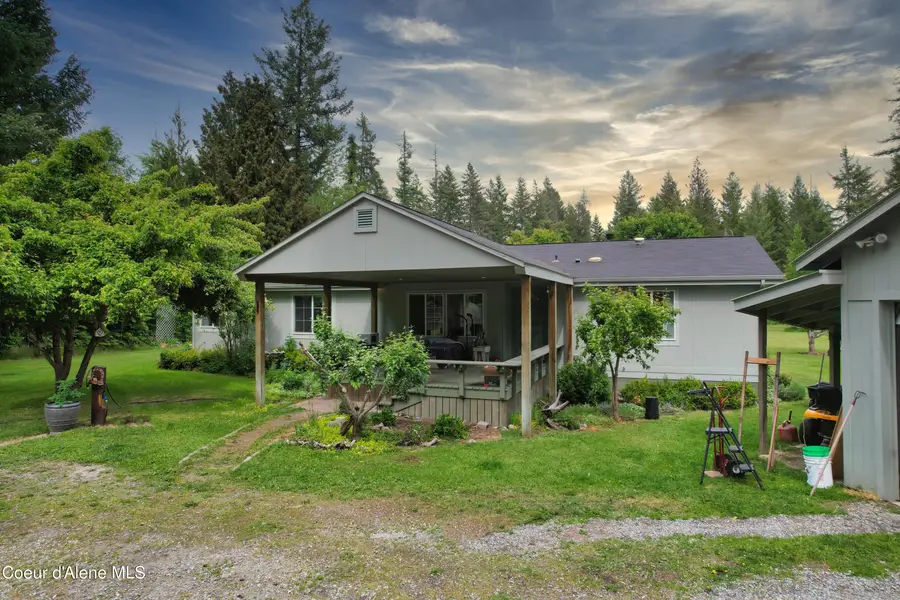 392 Shingle Mill LOOP, Bonners Ferry, ID 83805 - #2